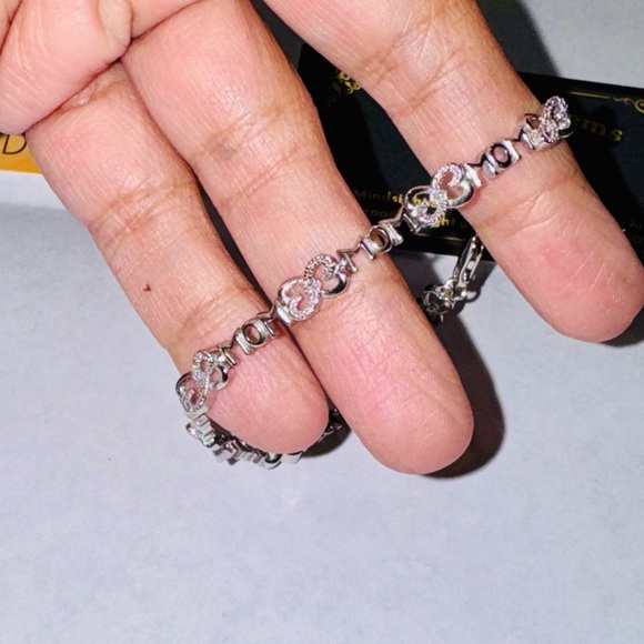 Natural Diamond Heart Mom bracelet, Mothers day gift, Real diamond bracelet gift - Picture 5 of 6